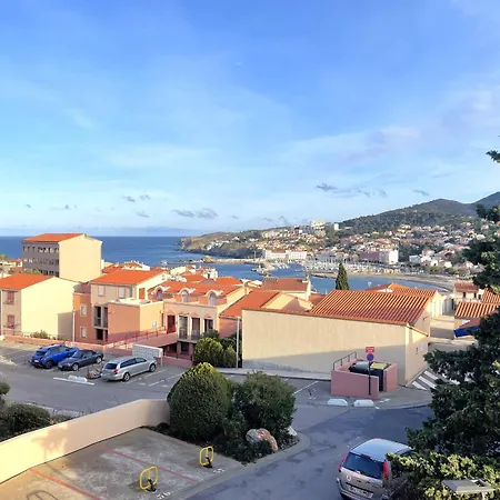 Apartment T2 Avec Terrasse, Parking Prive, A 300m De La - Fr-1-309-432 *